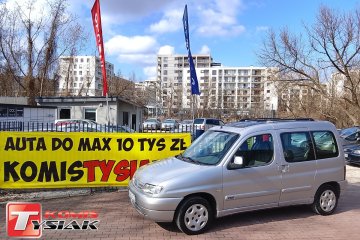 !! ŚRÓDMIEŚCIE !! 1.6 Benzyna (110 KM) 2001 r. prod. ! KOMIS TYSIAK